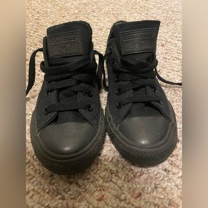 Little Kid Chuck Taylor All Star Classic — Low Tops
